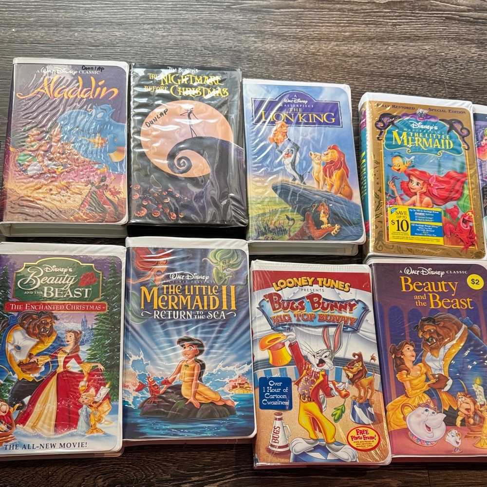 Title: Huge Disney & Classics VHS Lot - Beauty & The Beast, Lion King, MIB